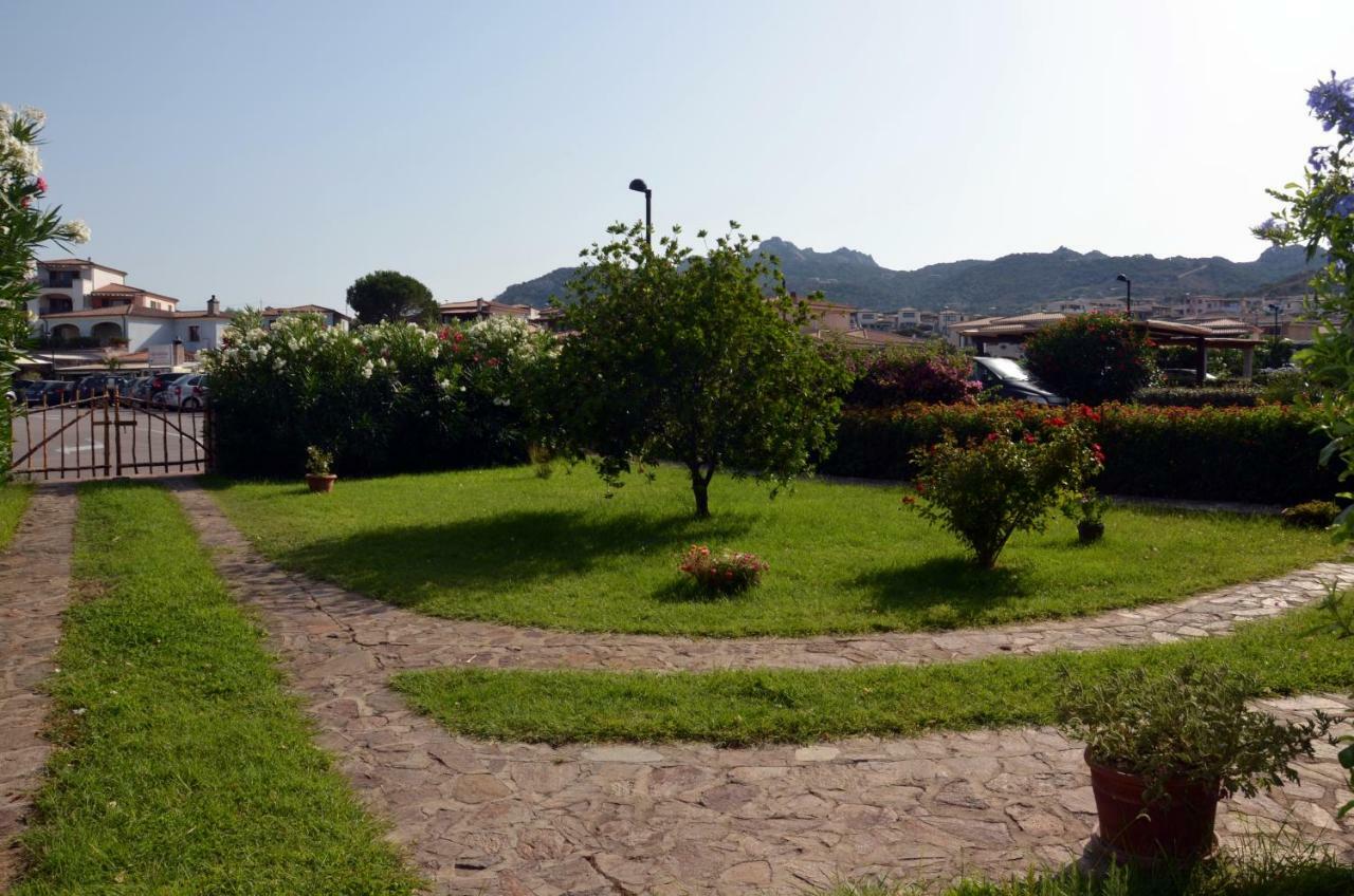 Casa Smeralda Cannigione Bagian luar foto