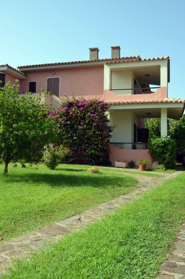 Casa Smeralda Cannigione Bagian luar foto